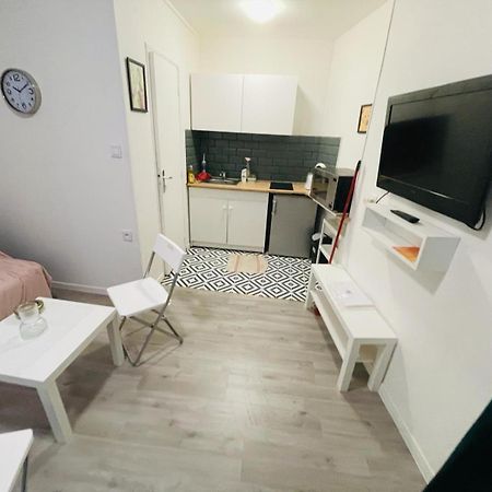 Studio Confortable - Montmartre - Republique - Anvers - 2 Pers Paris Bagian luar foto